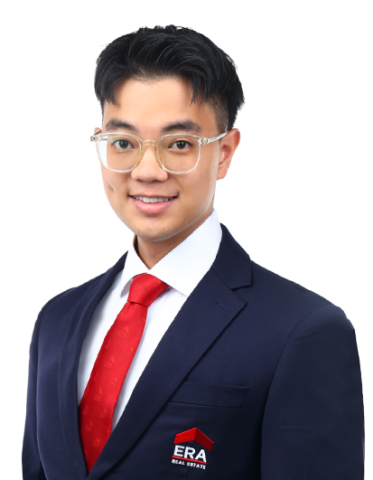 LEE YONG
